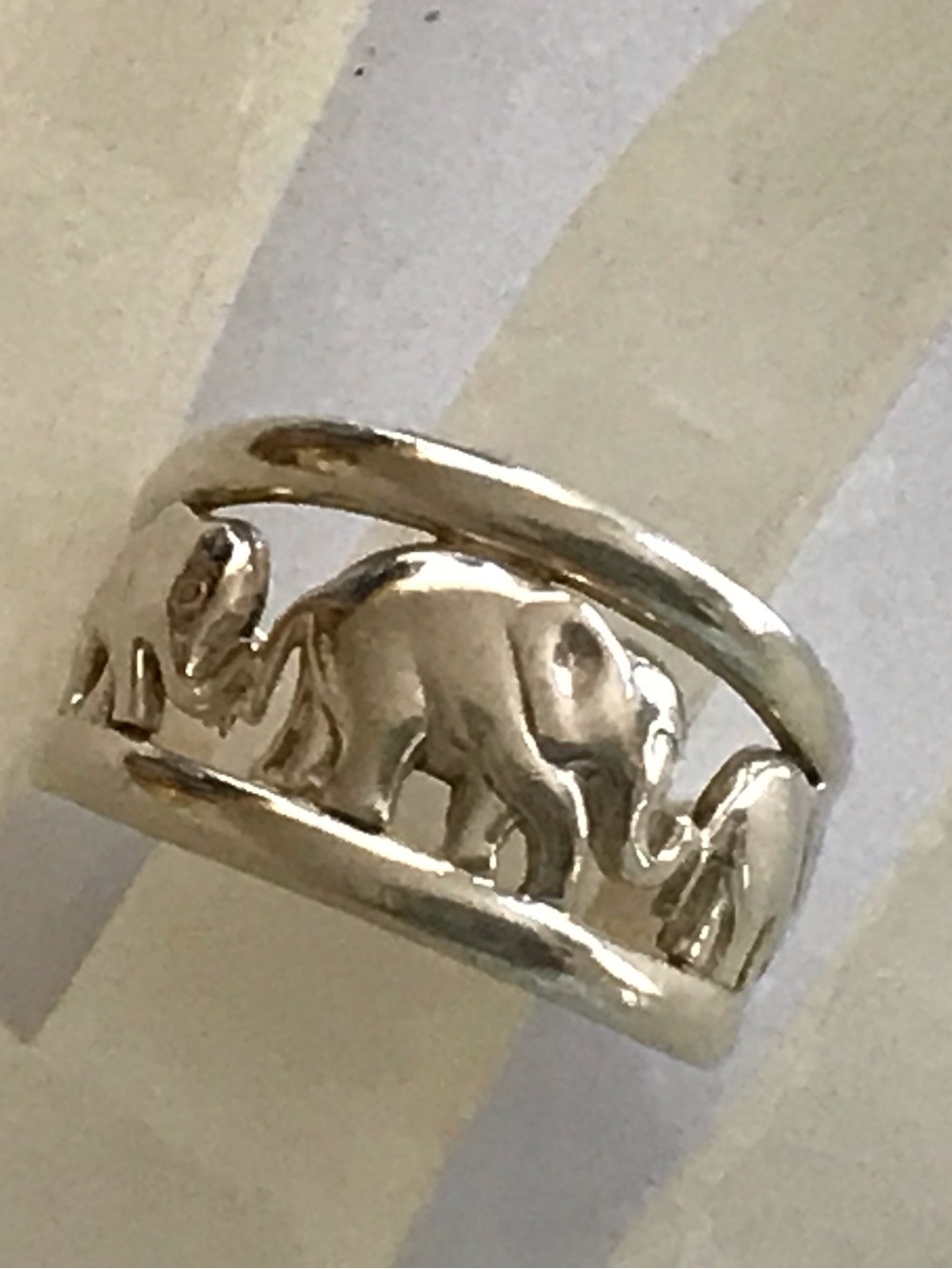Sterling Silver Elephant Ring Size 8